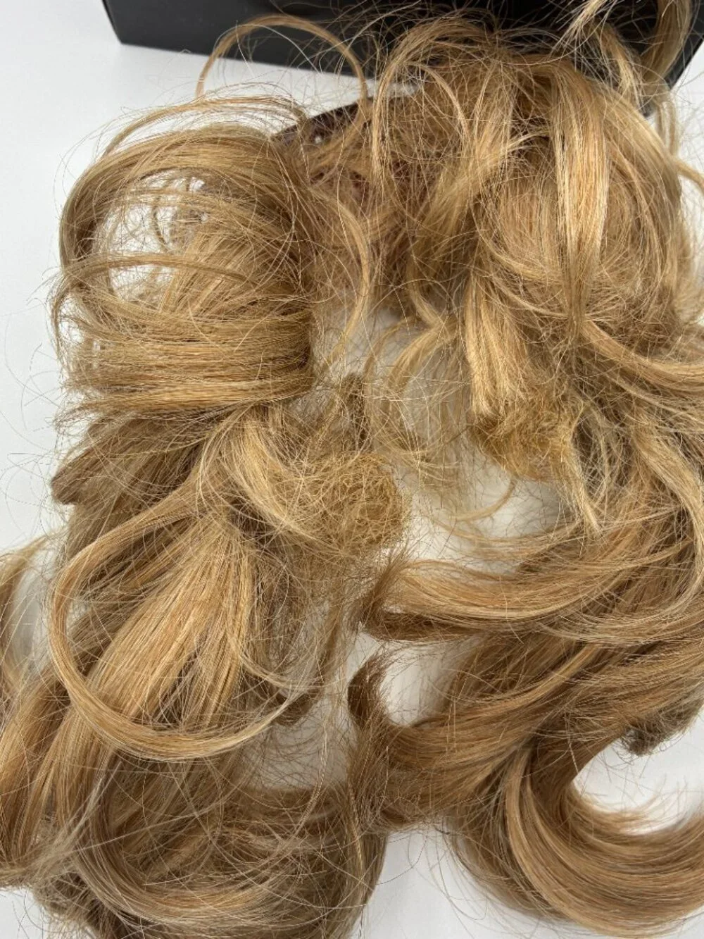 Tony of Beverly Lot of 2 Wigs Malibu Blonde Snappy Clip Ponytail Bun